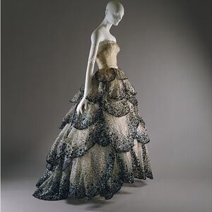 Meet your Posher, Ellen